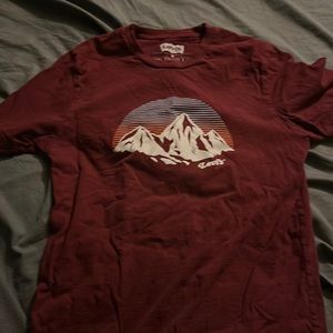 Medium Levi’s Strauss T-shirt—-red